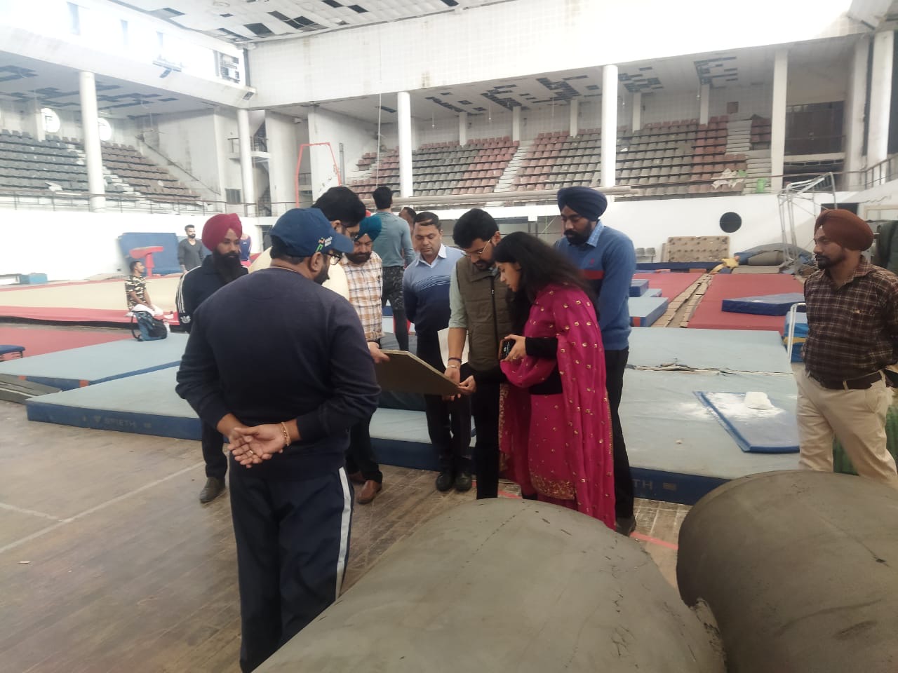 Inspection of the critical care unit to be built on the renovation of the gymnasium hall by the Deputy Commissioner